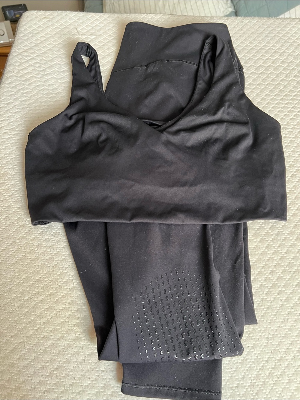 NikeSKIMS Matte Obsidian 2-Piece Activewear